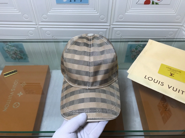 ブランド帽子着用イメージ